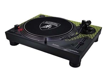Open Box: Technics SL-1200M7BPG Lamborghini Direct Drive Turntable Green