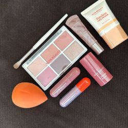 Ulta Beauty Collection With Bag