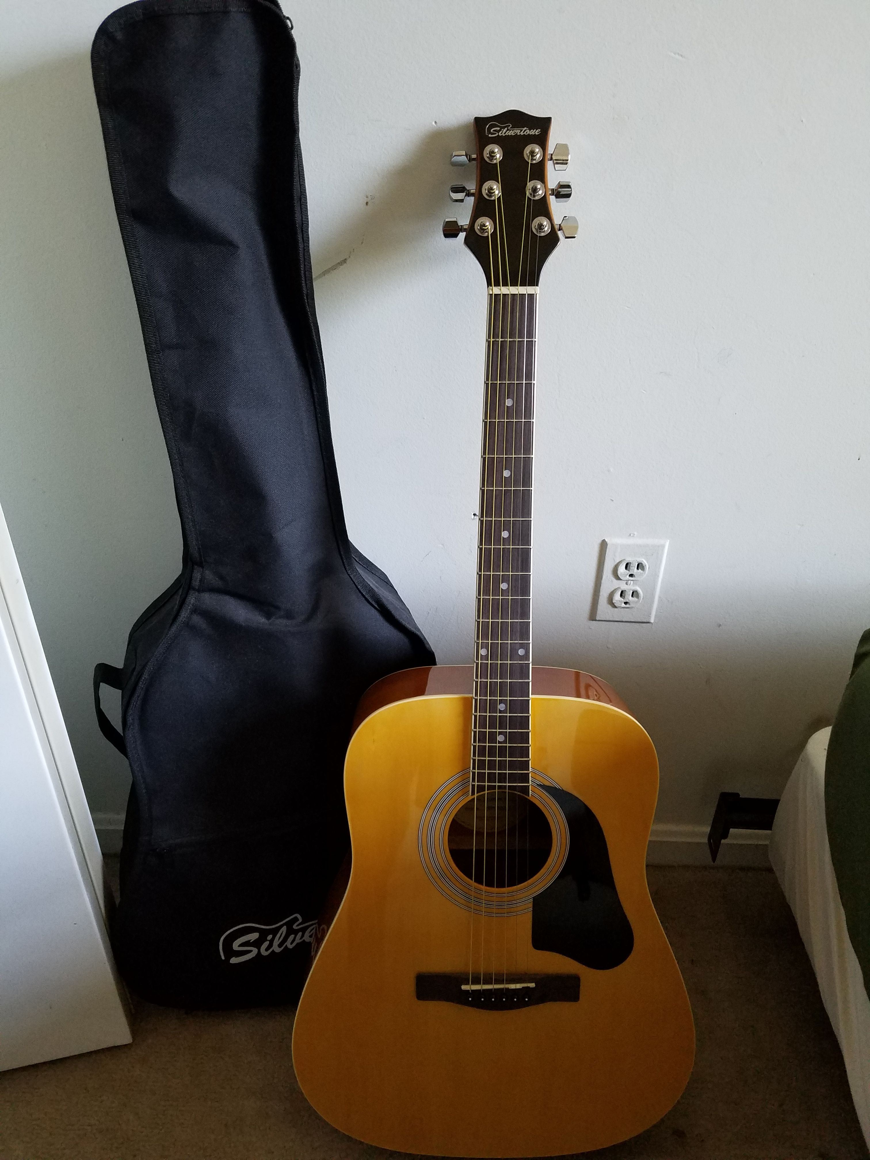 Guitar (Silvertone)