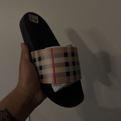 Burberry Slides 