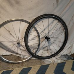 Shimano Front Road Wheel 700c