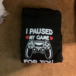 Brand New Still In The Shipping Bag A Medium Size Long Sleeve Sweatshirt 