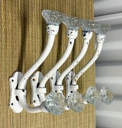 Set 4 Heavy Duty Vintage Look Towel or Coat Hangers