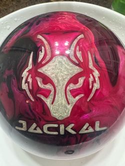 Motiv Crimson Jackal 12lb Bowling Ball
