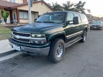 2003 2500k Suburban 4Sale