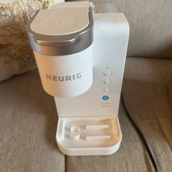 Brand New Keurig K-Iced Essentials Coffee Machine
