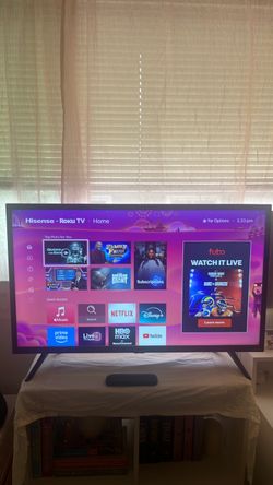 Hisense 32” Roku Smart TV with Remote