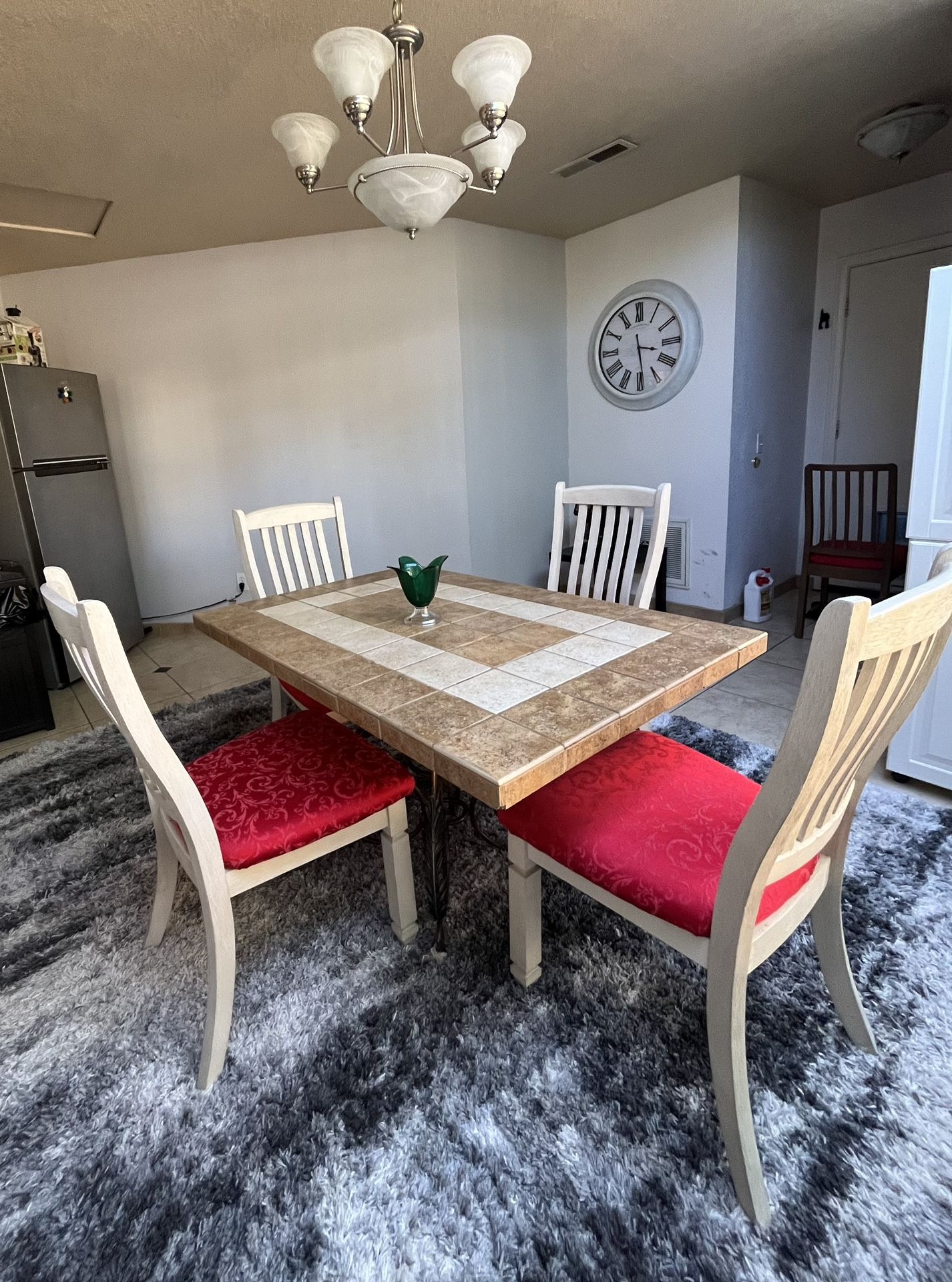 Dining Table 🔺