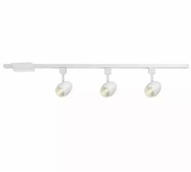 Hampton Bay 39.37 in. 3-Light White Dimmable LED Track Lighting Kit