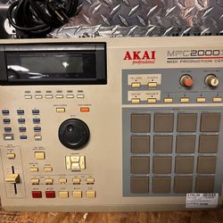 Akai Professional MIDI Production Center 