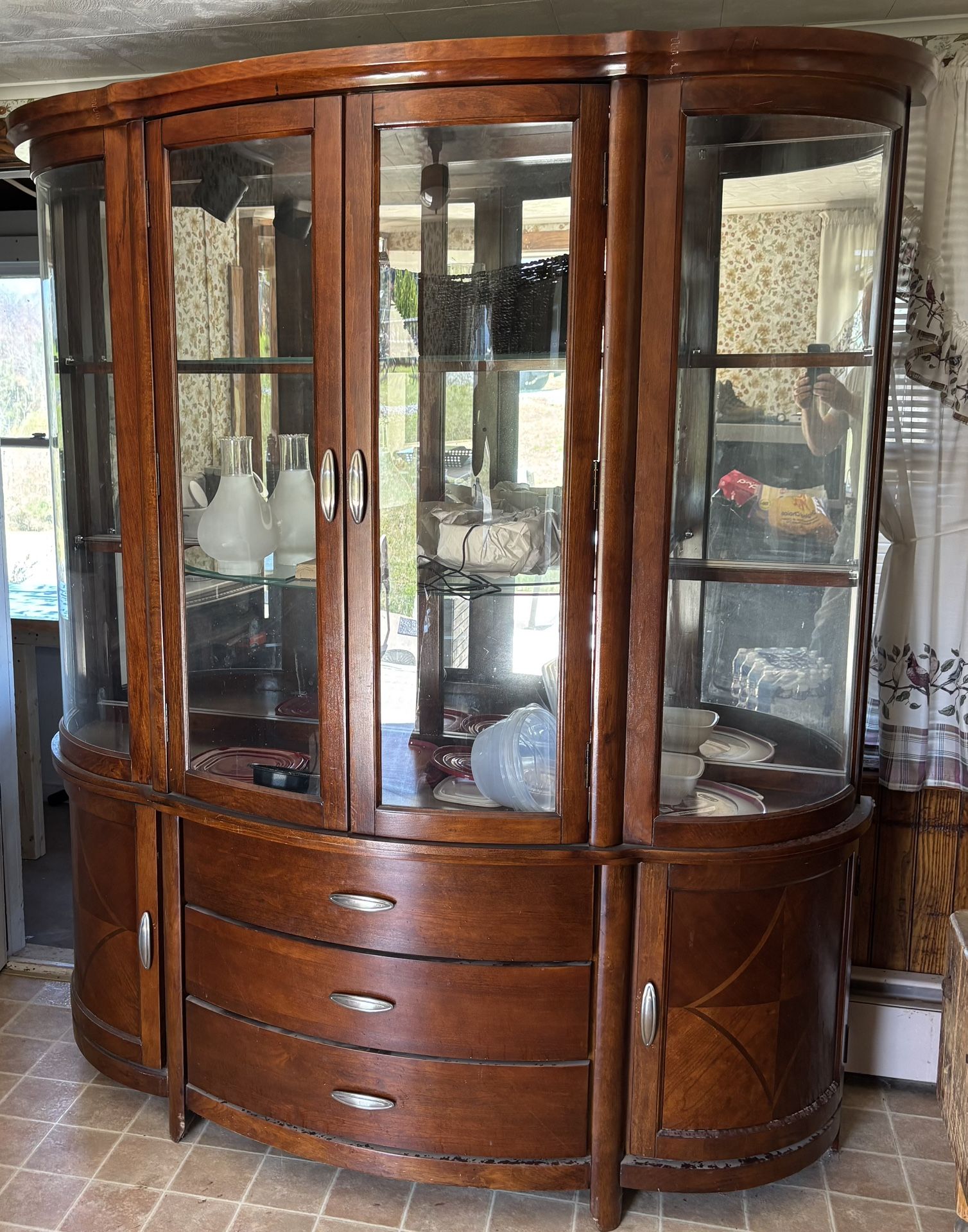 Dish Hutch