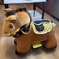 Yellowstone Plush Ride On Horse W/Stable