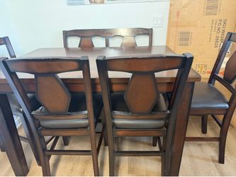 Dining table set