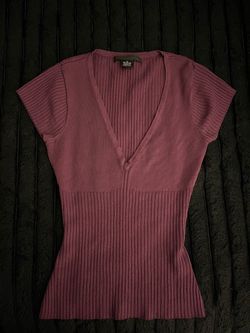 Guess Ribbed V-Neck Short Sleeve Top for girls