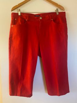 Chaps Women’s Capri Pants