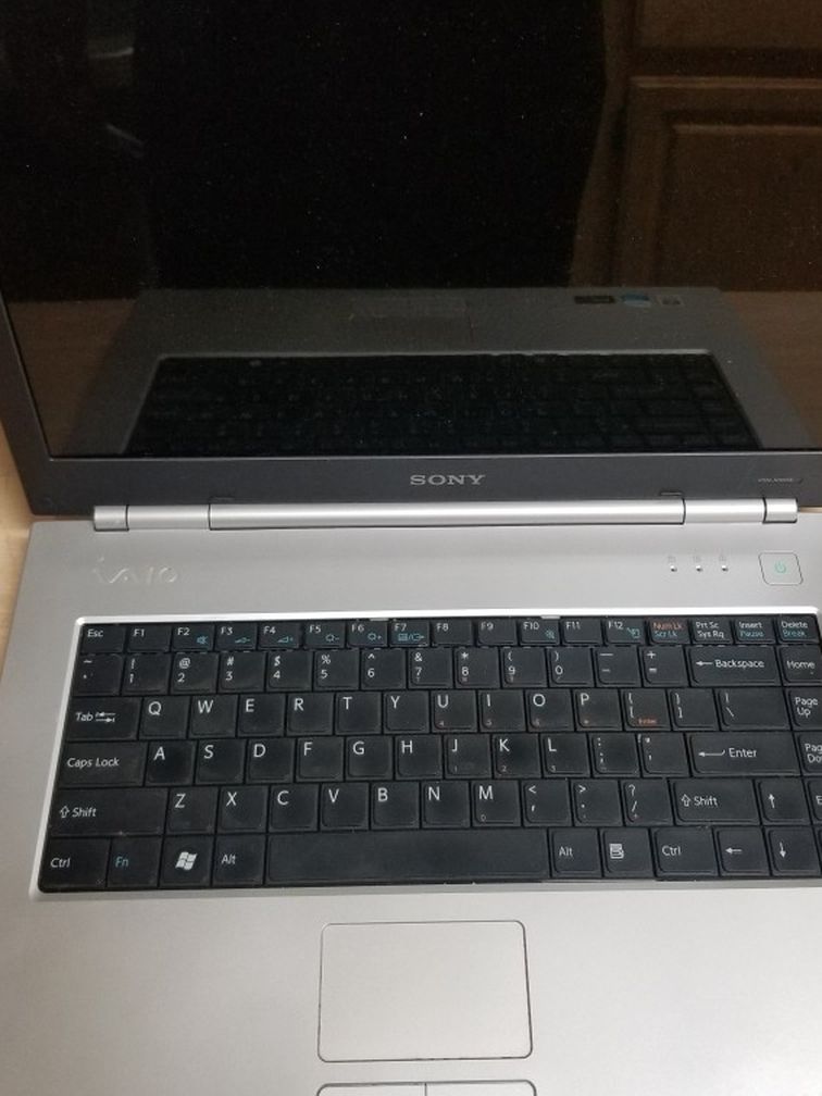 sony computer pcg-7Y2L part only untested 