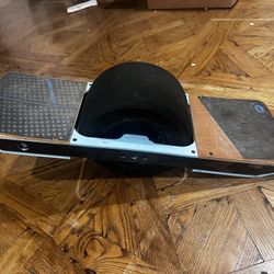 Onewheel XR. Great Condition. Ridden Only A Few Times