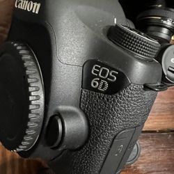 Canon EOS 6D BODY ONLY $500.00 10/10 Condition 