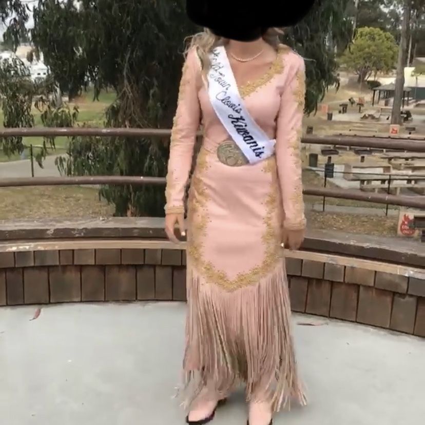 rodeo princess dress Sooooooo pretty!