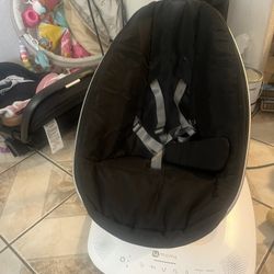 Mamaroo Baby Swing
