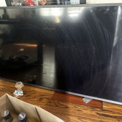 44 Inch Insignia TV