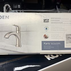 Moen Karis Single Hole Bathroom Faucet. New 