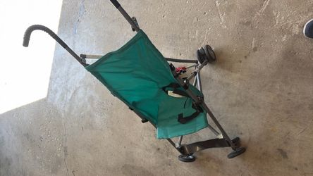 Stroller pack and play umbrella stroller