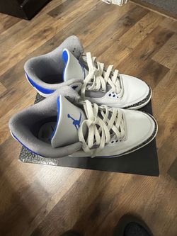 Racer blue Jordan 3s uses 8.5 men
