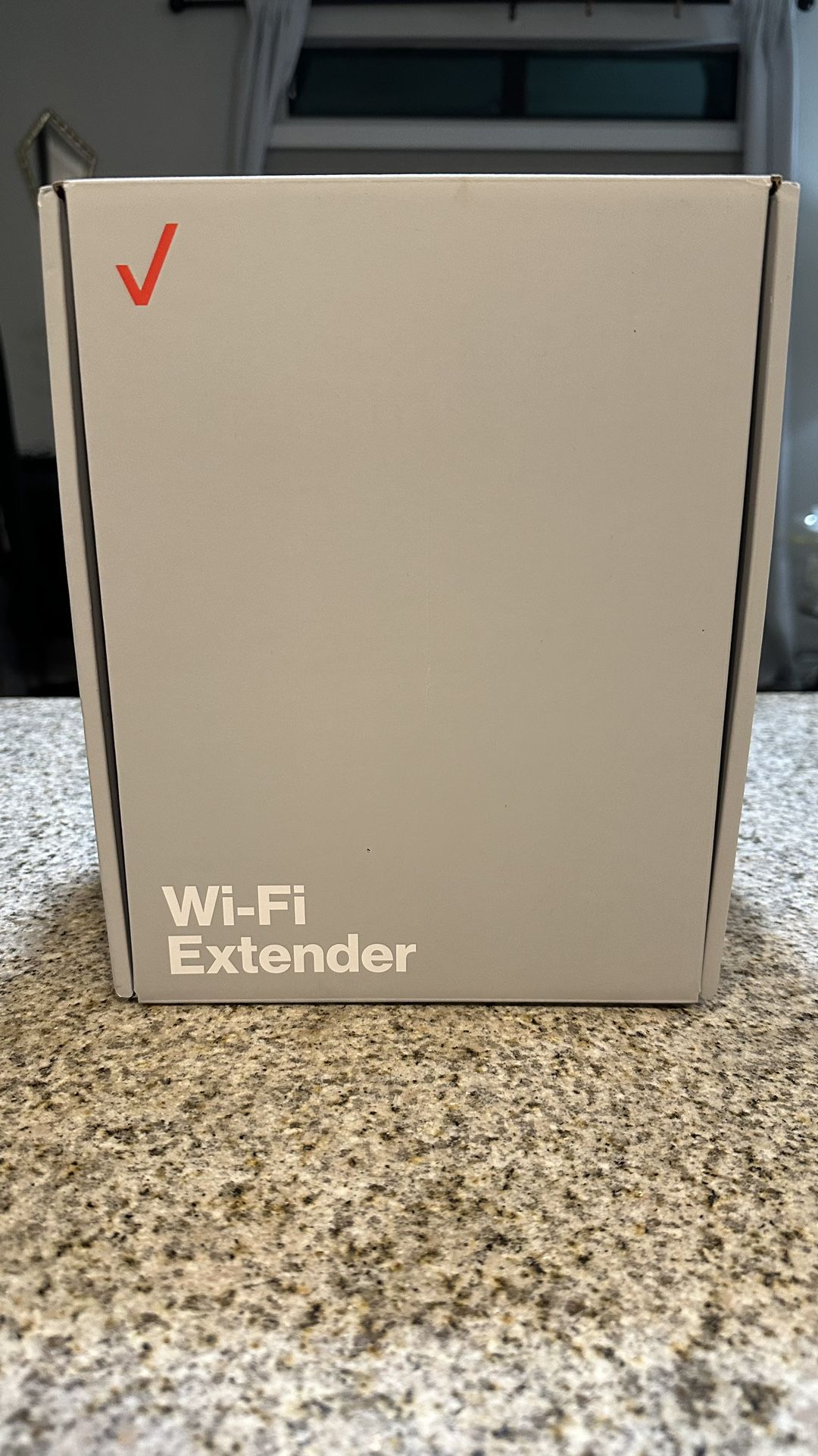 verizon wifi booster box Verizon 5G Network Extender 4 for Enterprise main image 1