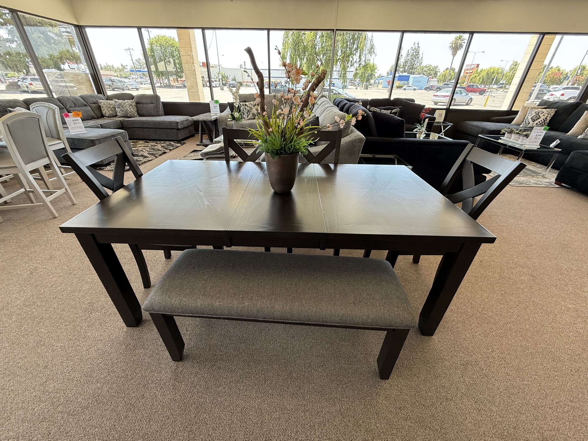 6 Pc Dining Table