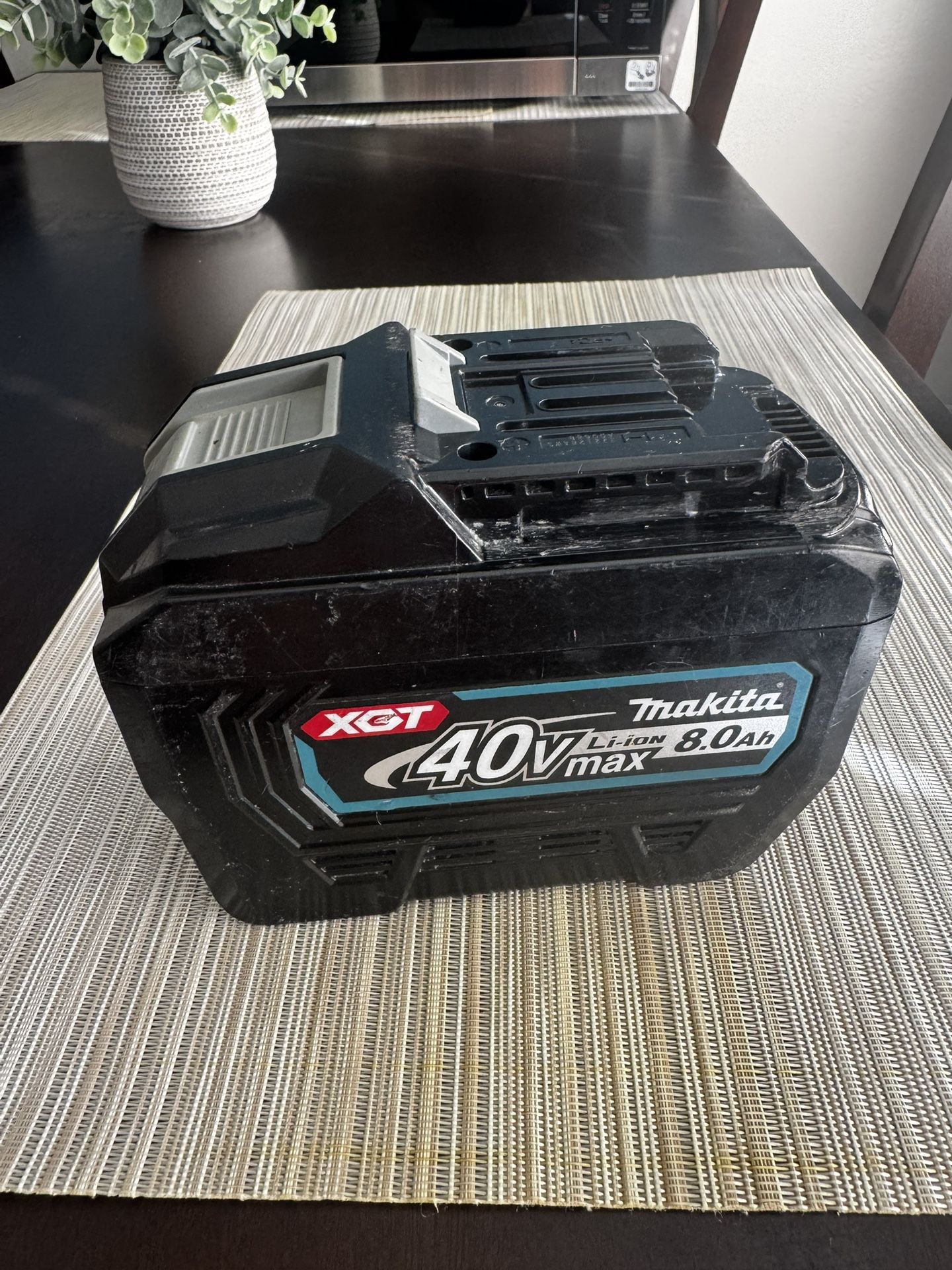 Makita 40V battery