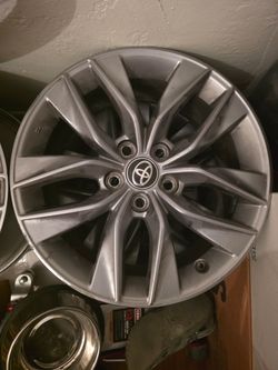 Rims for toyota camry . Avalon original