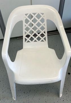 15 White chair for Patio / Backyard
