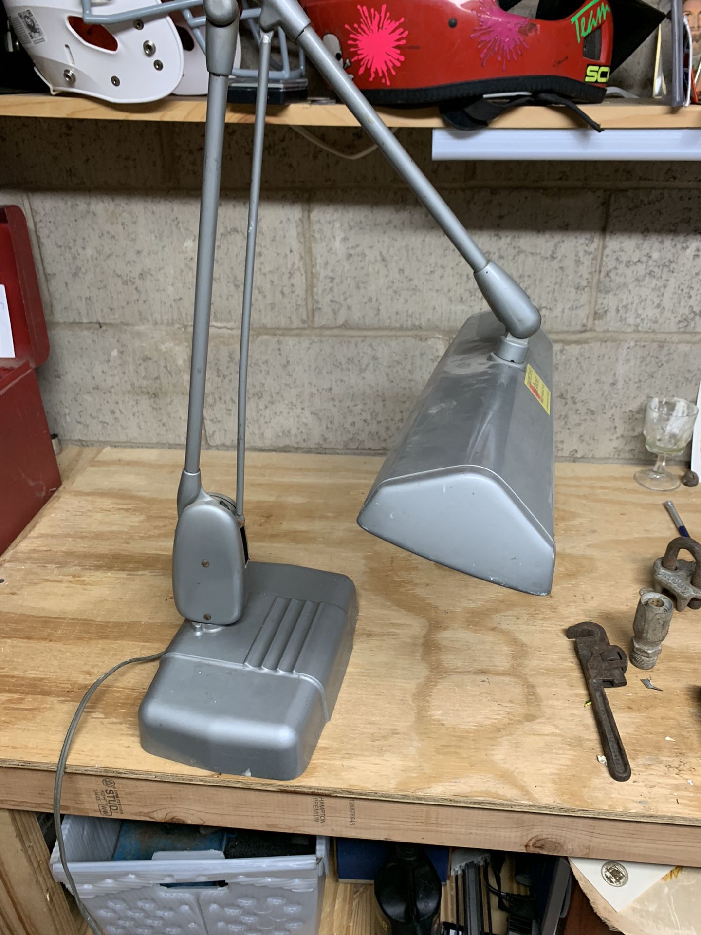 Vintage Dazor 2324 Industrial Drafting Adjustable Desk Lamp