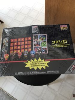 Funko pop mini 80 years marvel Christmas advent calendar sealed brand new