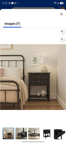2 nightstands/end tables