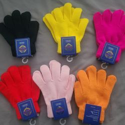 Kid's Gloves 
