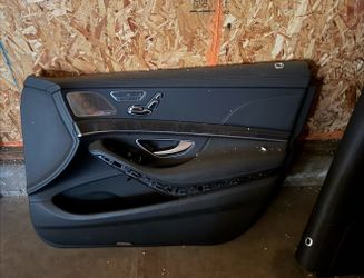 W222 Mercedes s class interior door panels front only