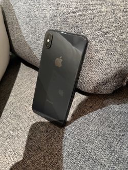 iPhone XS Max (64GB) in Space Gray