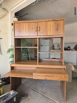 Desk with hutch