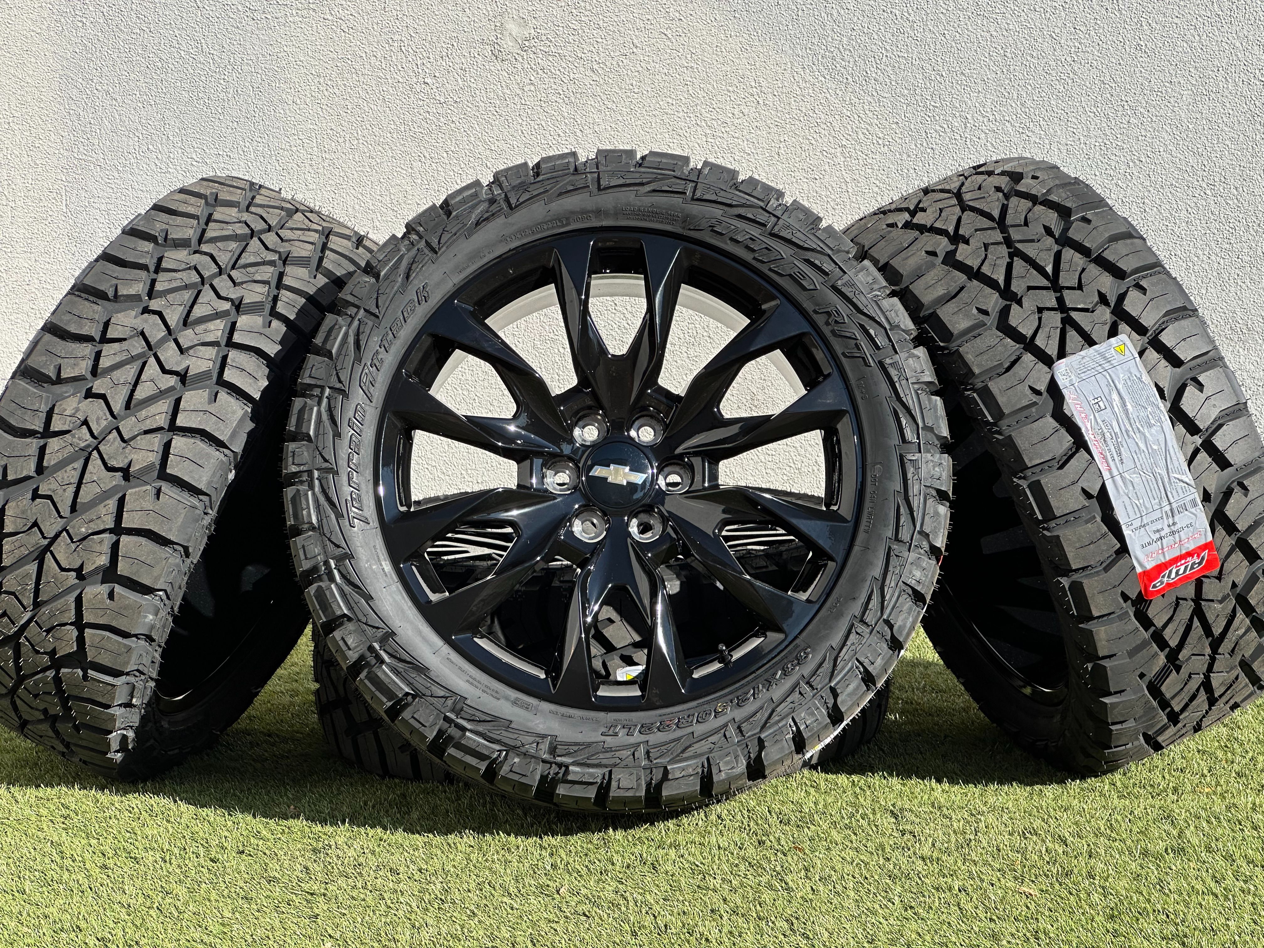 New 22" Chevy Silverado High Country Wheels 6x5.5 GMC Sierra Rims 33" Tires Escalade Yukon Tahoe LTZ