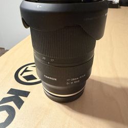 Tamron 17-28mm f/2.8 for Sony E-Mount – Wide-Angle Zoom