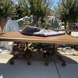 Free Dining Room Table W/ Leaf And 8 Chairs