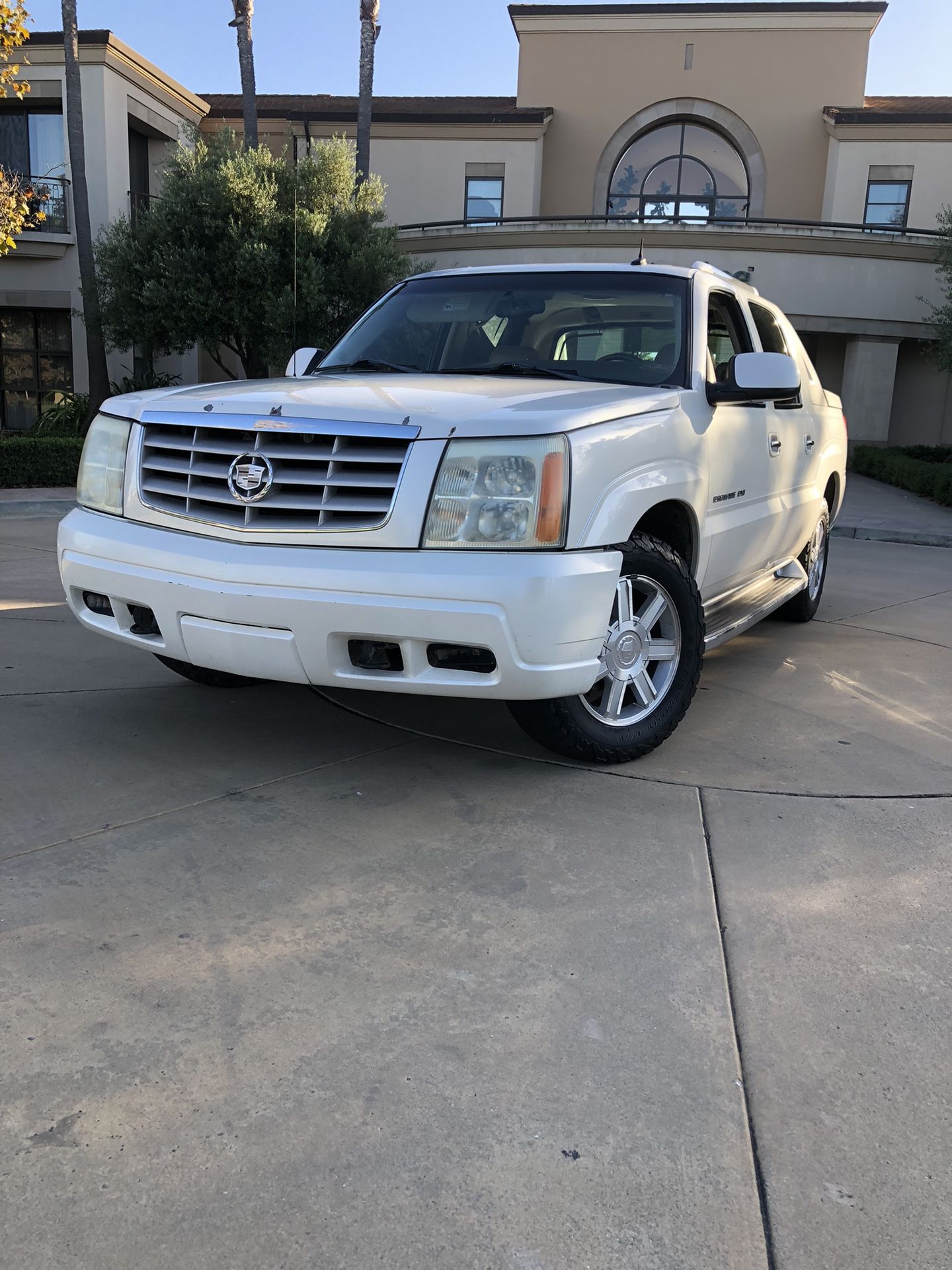 2003 Cadillac Escalade