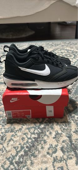 Nike Air Max Dawn Women's Sneakers