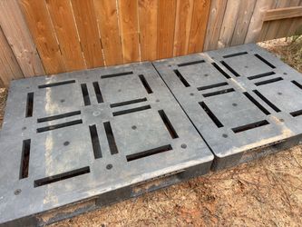 2 Heavy Duty Plastic Pallets - $30 for both (firm)