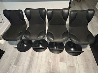 Set of 4 Black Swivel Bar Stools