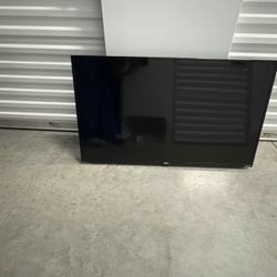 Roku Flat Screen tv 