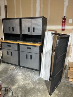 Gladiator garage storage system