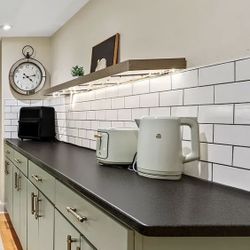 Beautiful By Drew Barrymore Sage Toaster And Electric Kettle 